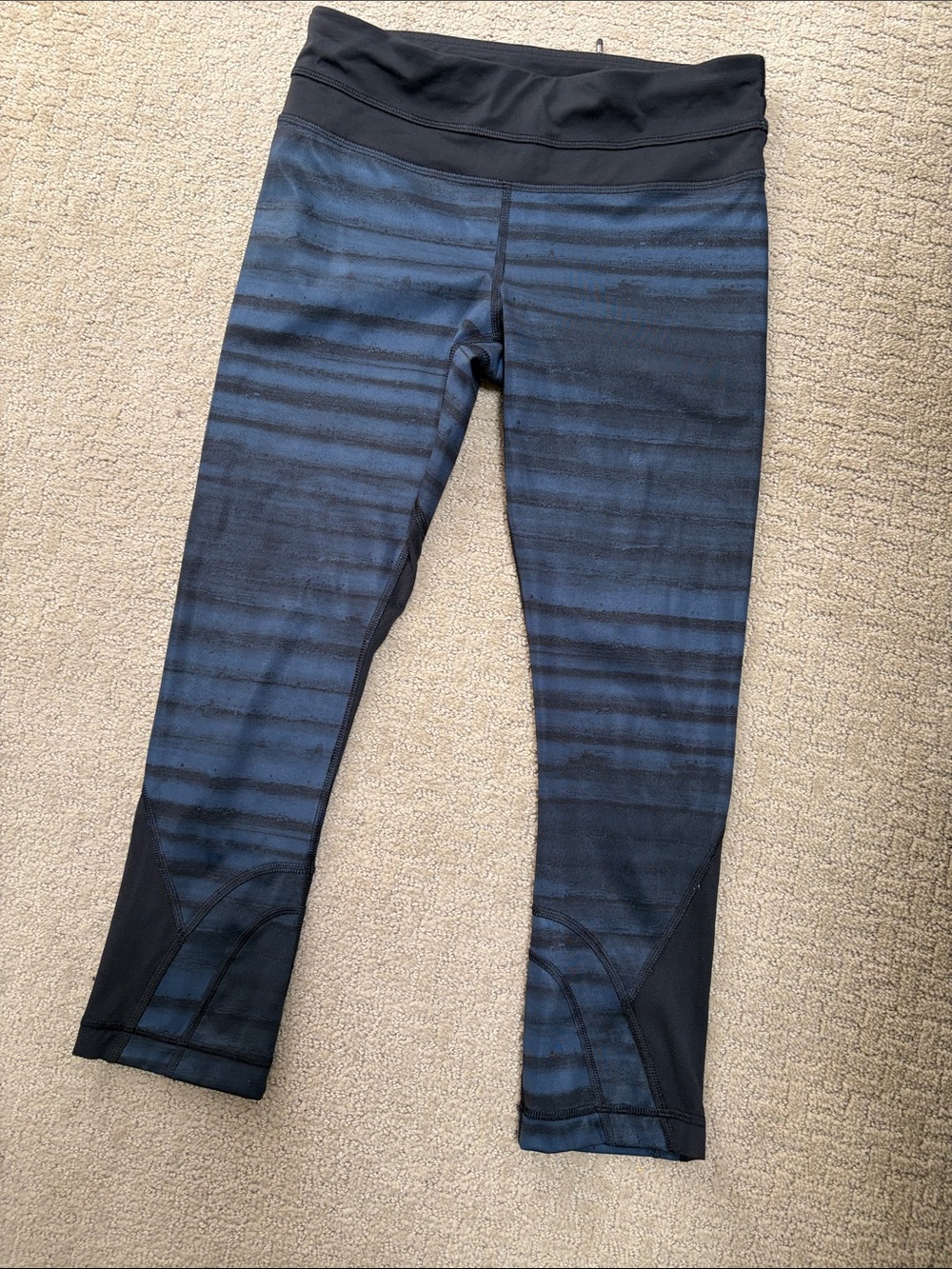 lululemon athletica Blue & Black run inspire II Leggings cropped 4 21.5” pants